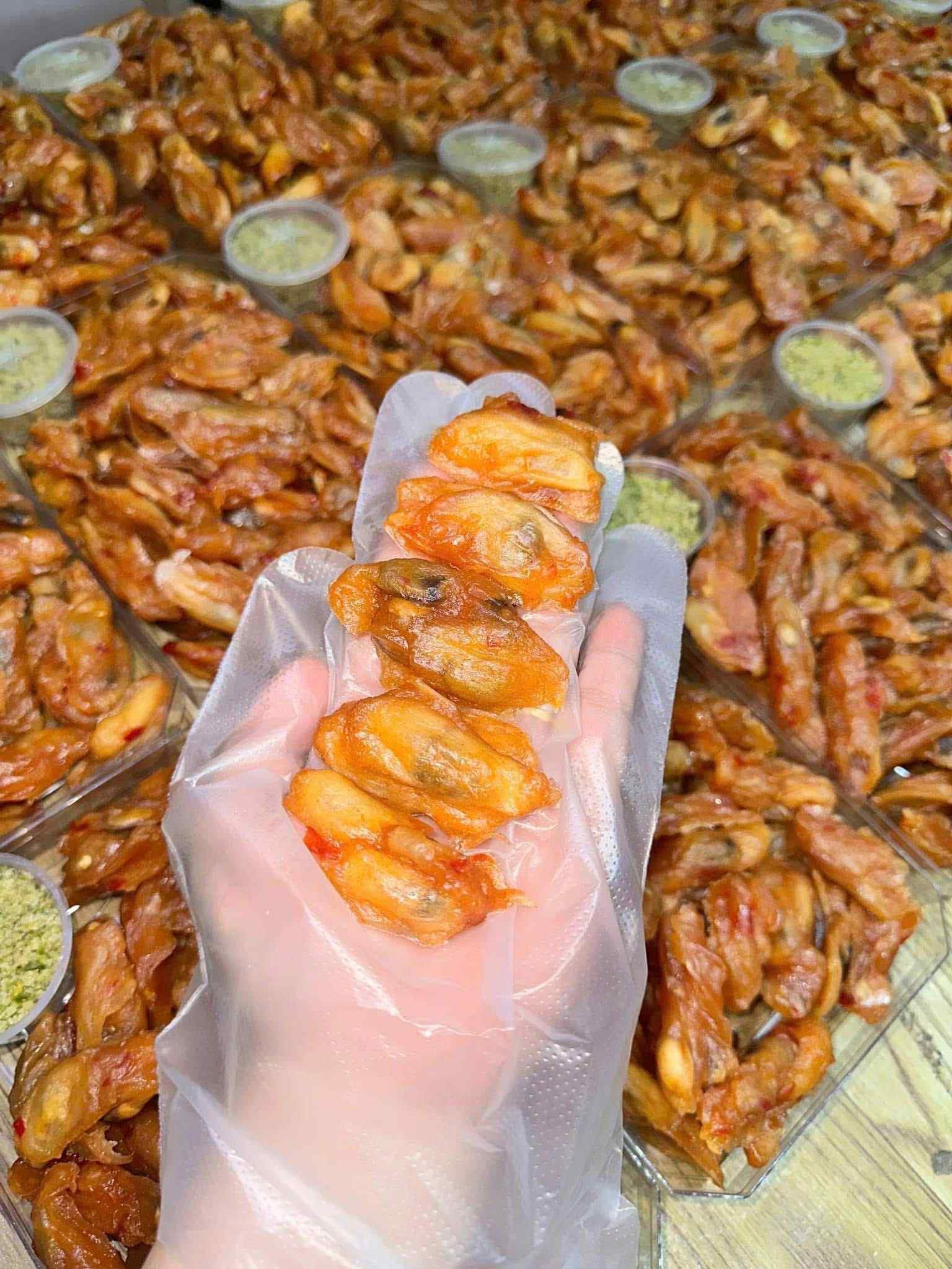 Mãng Cầu Sấy Muối Ớt Xanh | Dried Soursop with Green Pepper Salt 500g